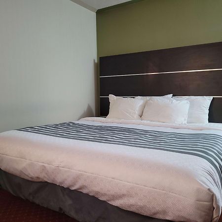 Surestay Plus Hotel By Best Western Кинкардин Екстериор снимка
