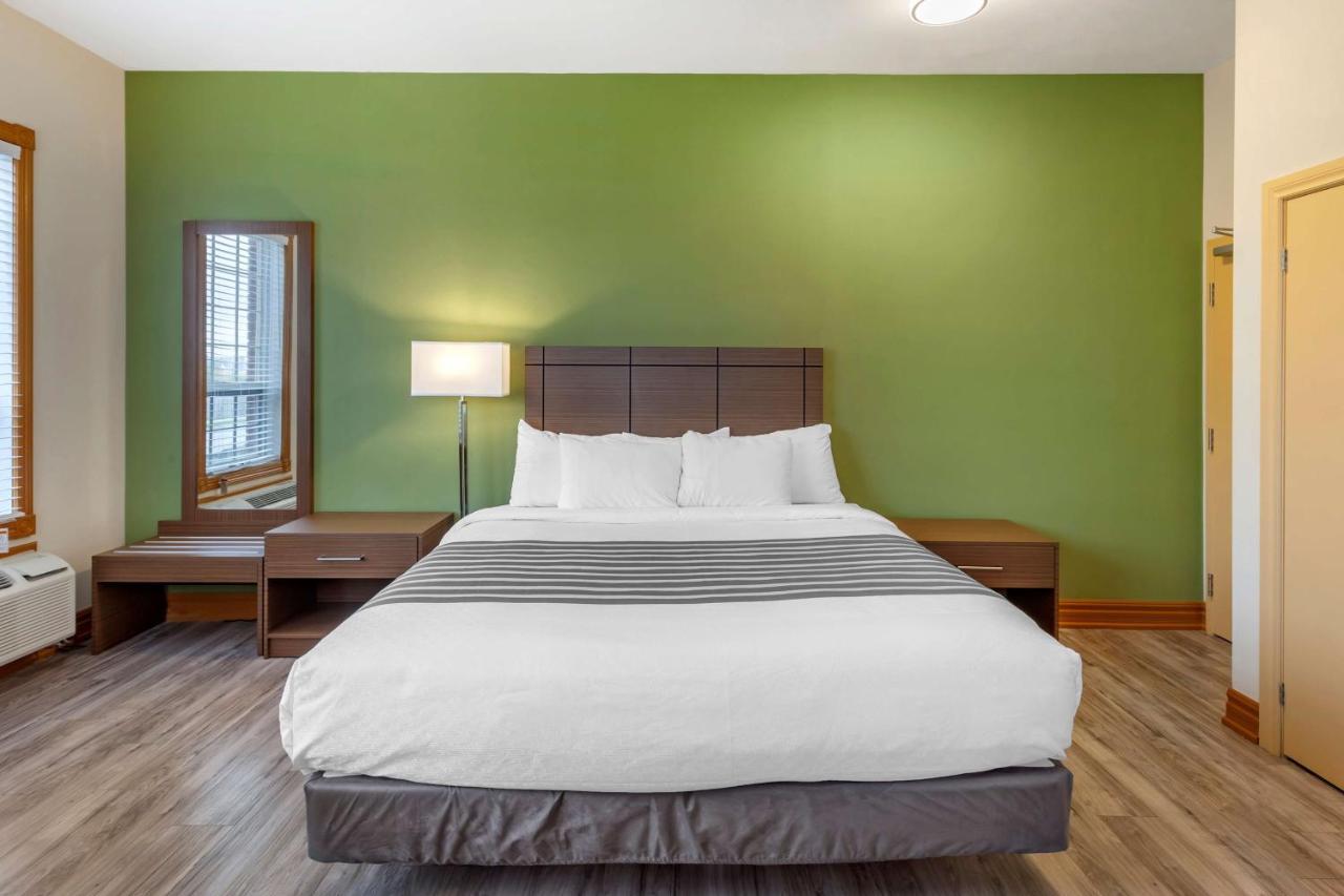 Surestay Plus Hotel By Best Western Кинкардин Екстериор снимка