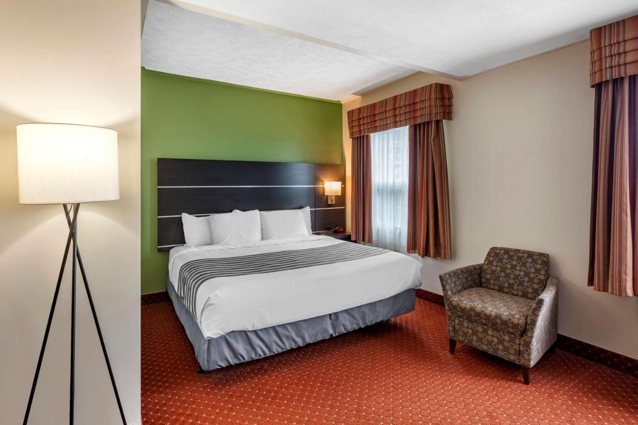 Surestay Plus Hotel By Best Western Кинкардин Екстериор снимка
