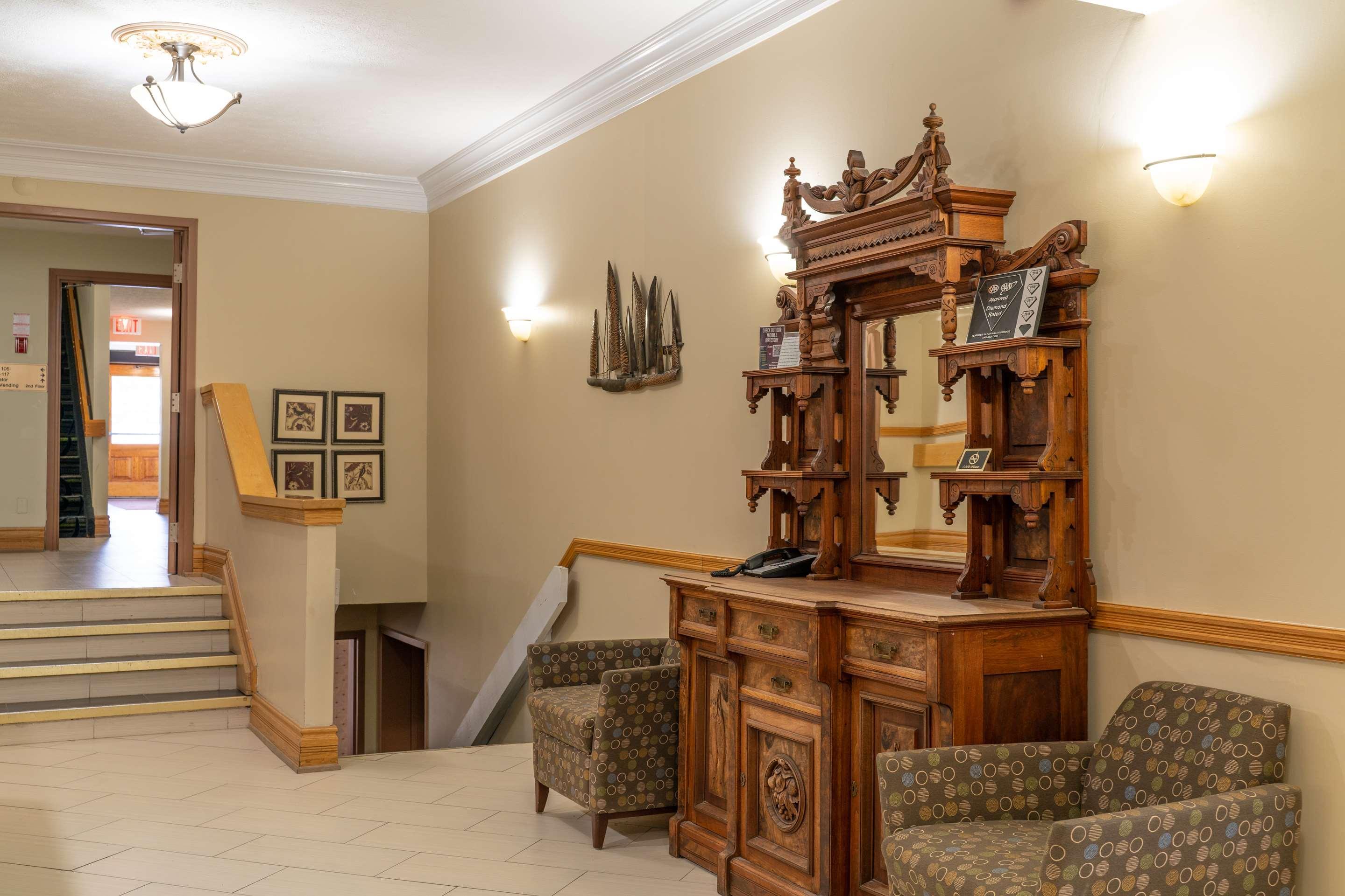 Surestay Plus Hotel By Best Western Кинкардин Екстериор снимка