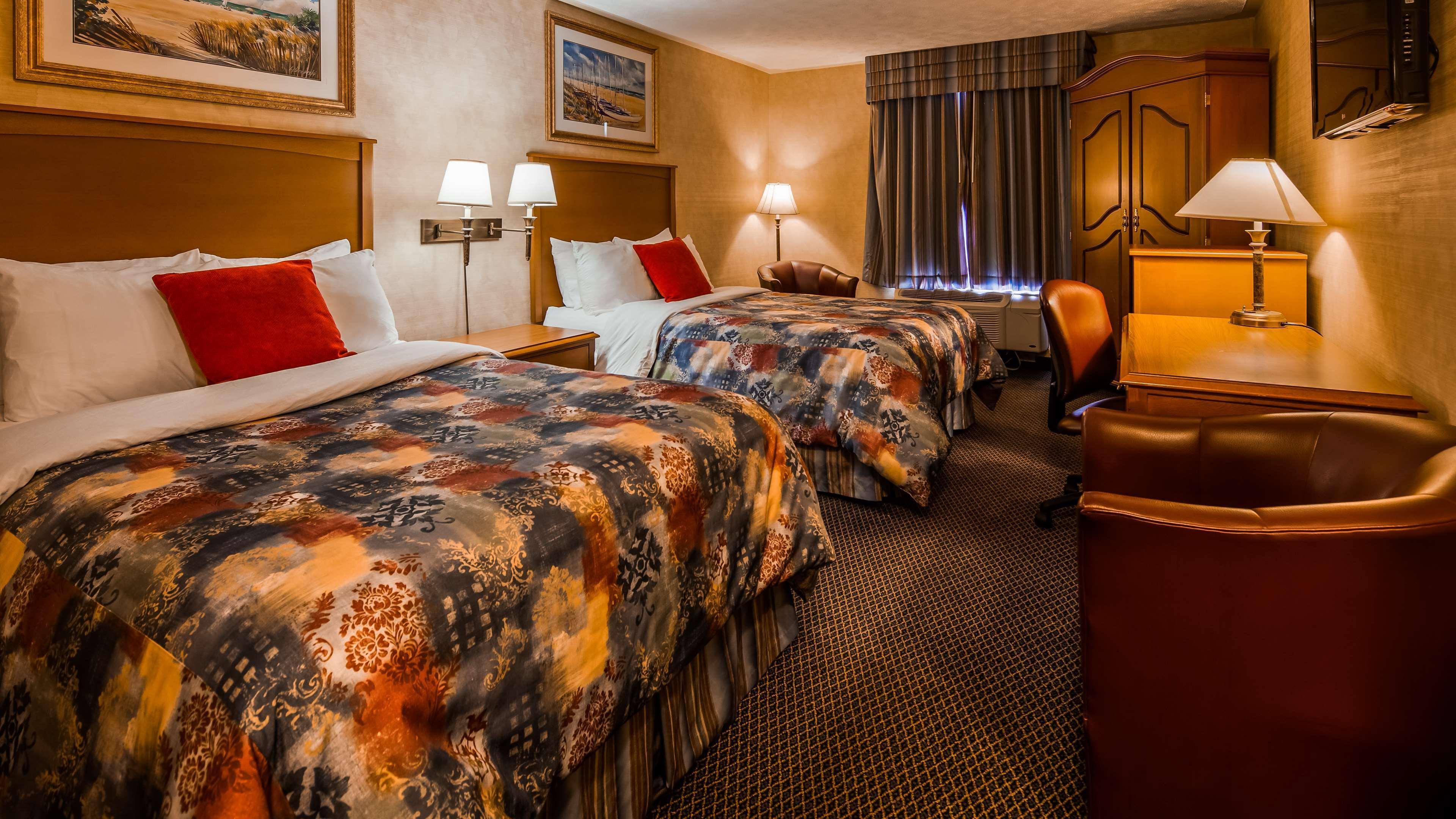 Surestay Plus Hotel By Best Western Кинкардин Екстериор снимка